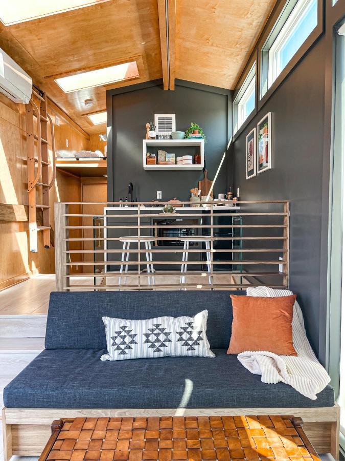 Ironwood Grove, Tiny House Aparthotel Nashville